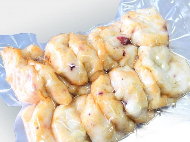 Chất lượng đặc sản Quảng Ninh được đảm bảo ngay từ khâu tuyển chọn nguyên liệu tươi ngon nhất