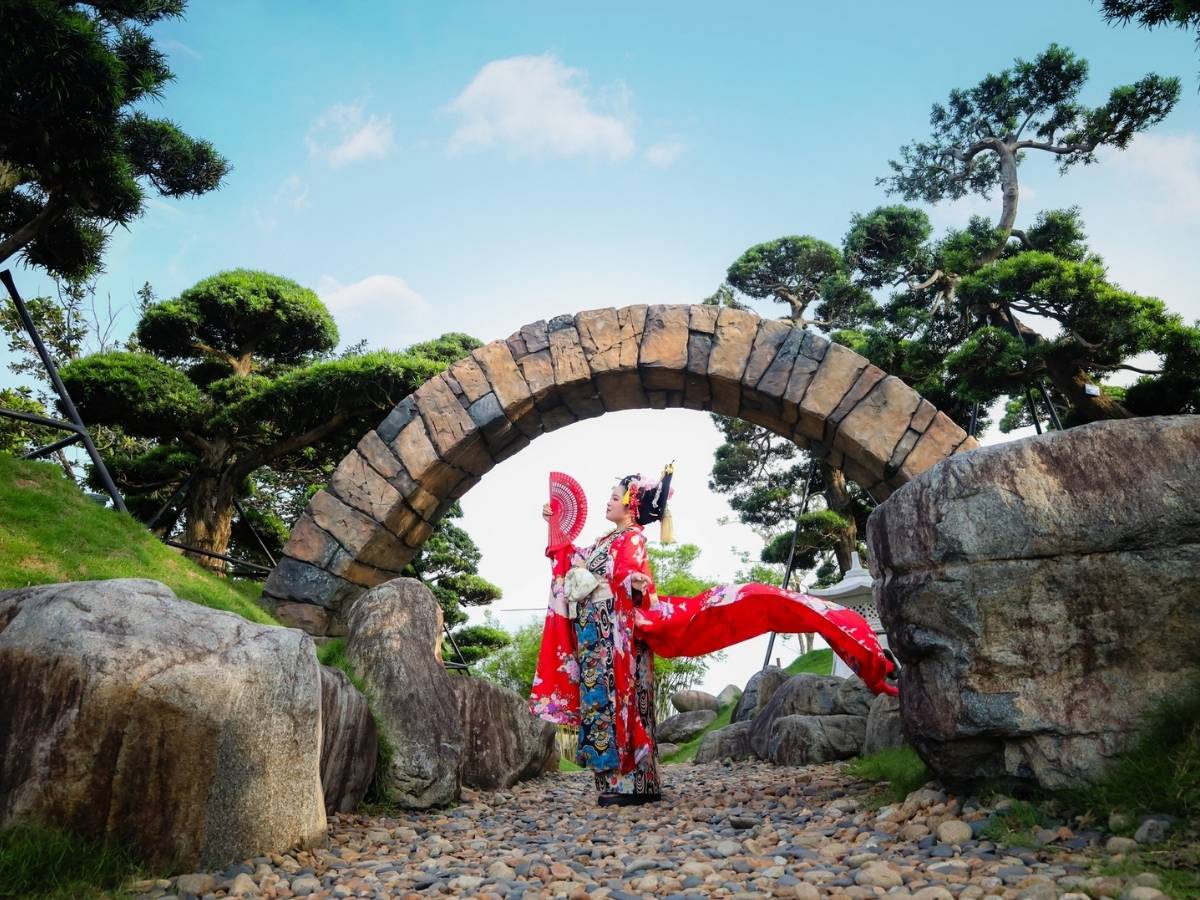 Chuẩn bị trang phục phù hợp sẽ giúp du khách thoải mái và thuận tiện khi vui chơi và tham quan tại Sun World Ha Long