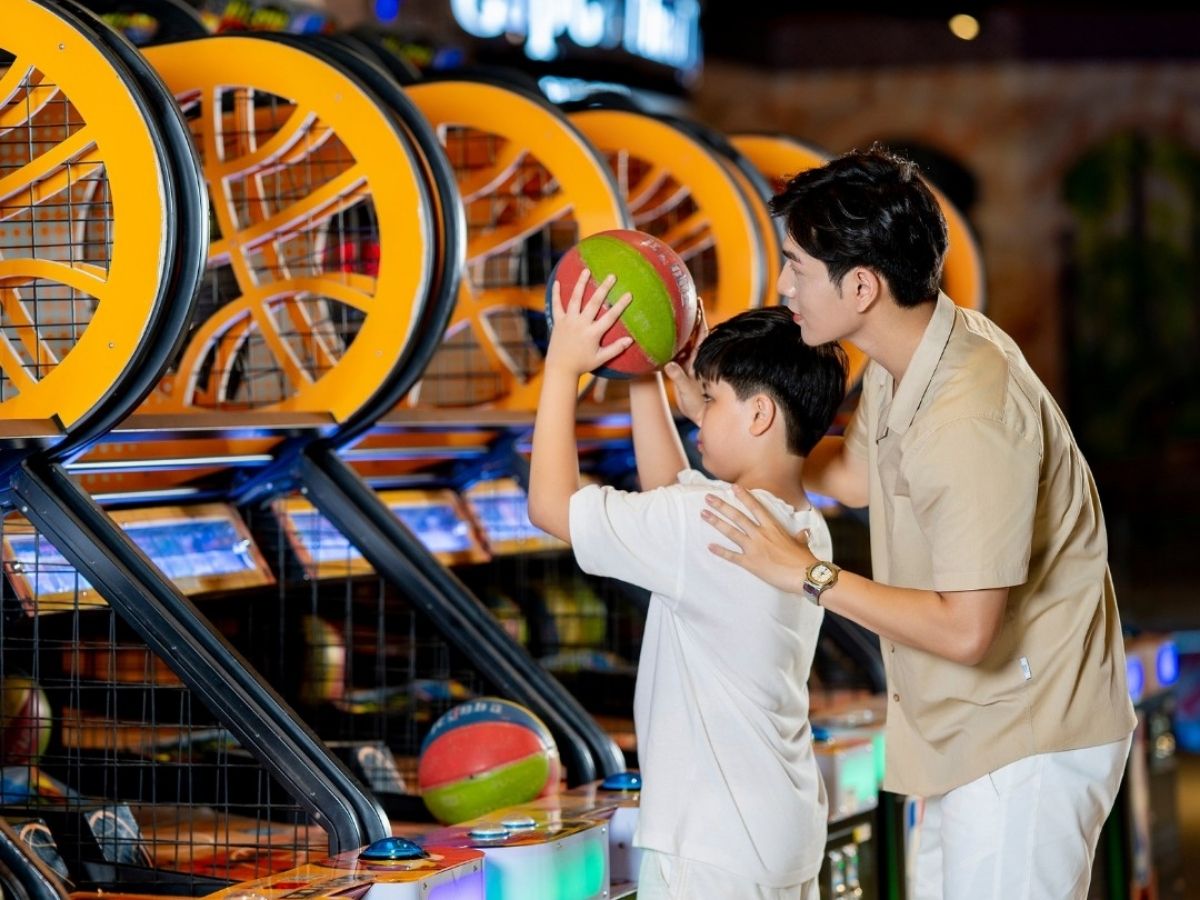 Kết hợp ghé thăm Sun World Ha Long hoặc những điểm đến nổi bật khác trước khi rời thành phố Hạ Long.