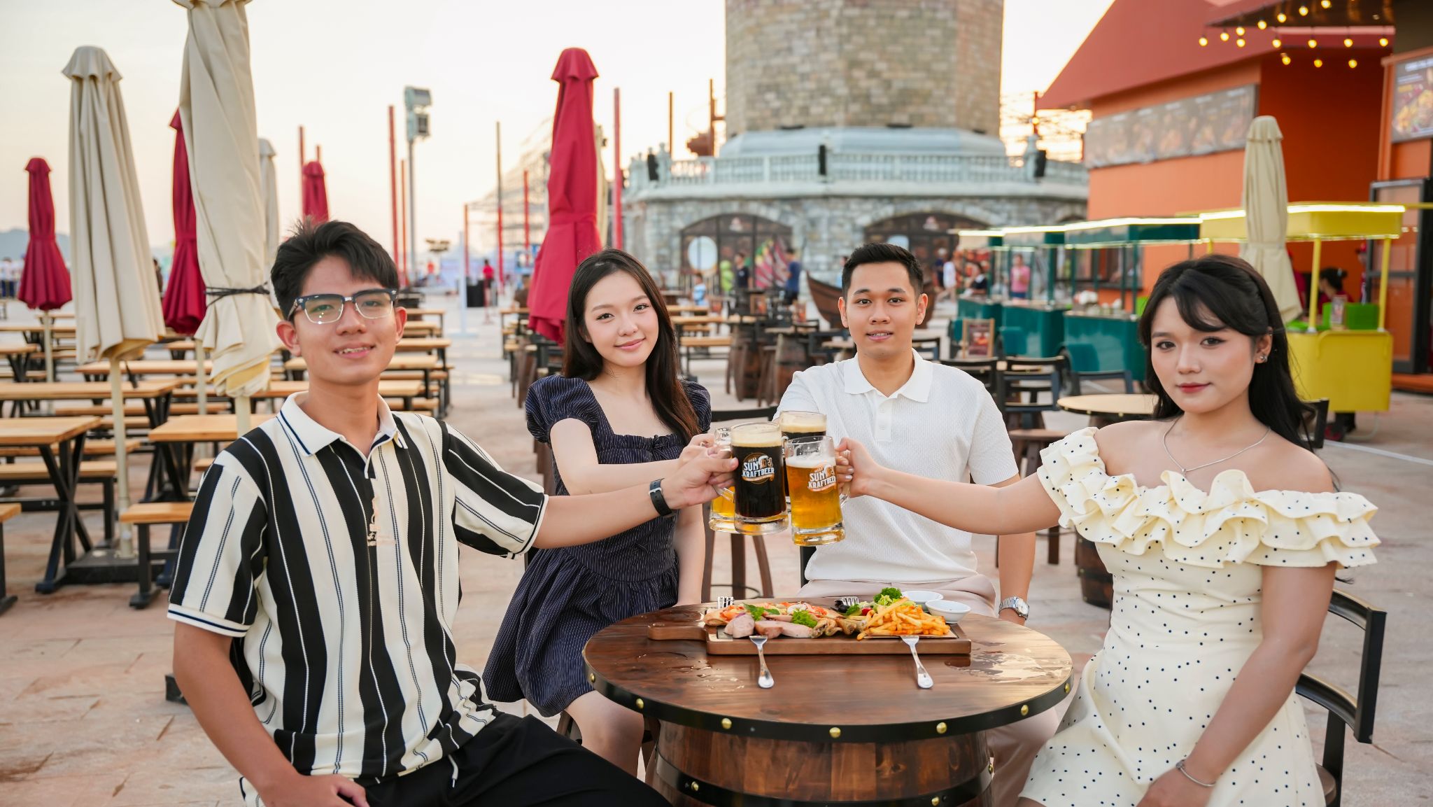 Ẩm thực là một phần không thể thiếu trong hành trình khám phá Quảng Ninh với nhiều món ngon hấp dẫn. (Nguồn: Sưu tầm)