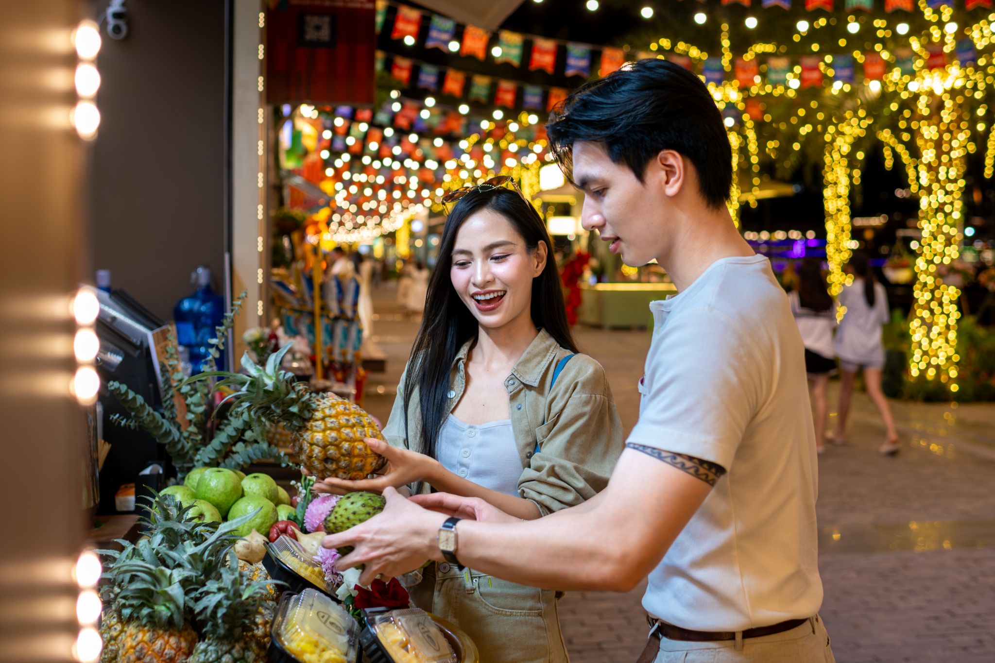 Chi phí trải nghiệm VUI-Fest Ha Long linh hoạt tùy theo nhu cầu ăn uống, mua sắm và giải trí của du khách. (Nguồn: Sưu tầm)