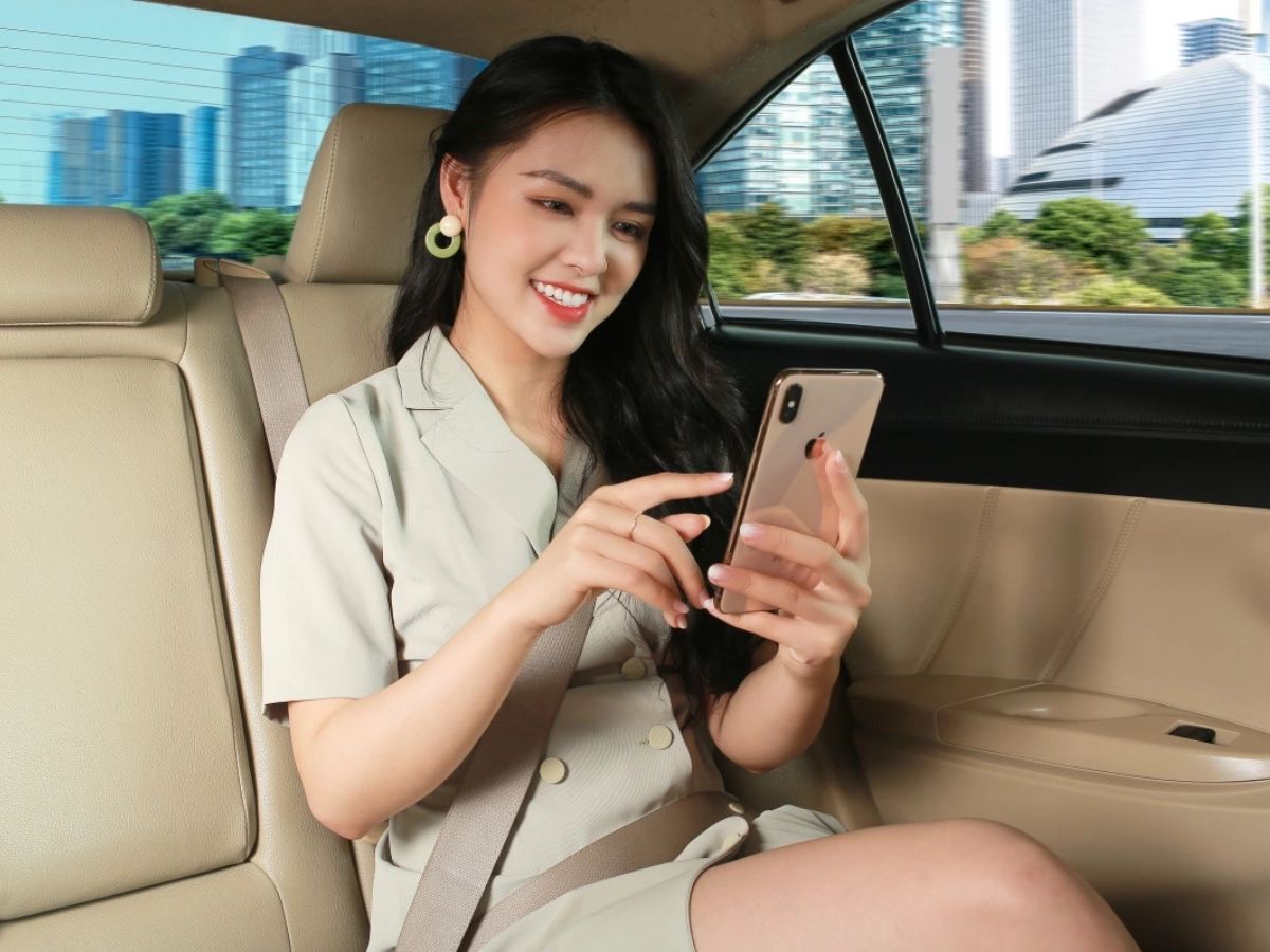 Nên đặt taxi từ các hãng lớn. Nên đặt taxi từ các hãng lớn.