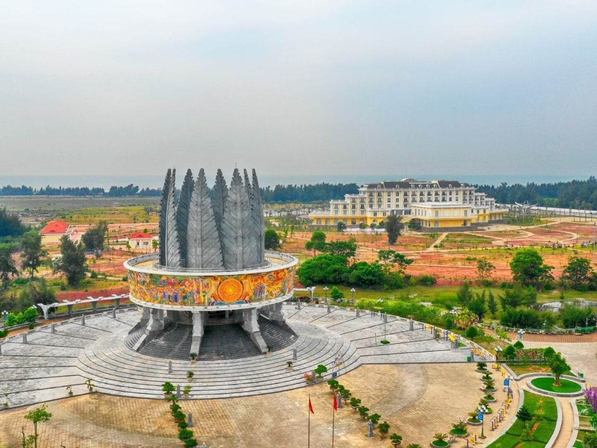 Mũi Sa Vĩ không đơn thuần là một ranh giới địa lý mà còn là biểu tượng của niềm tự hào dân tộc.