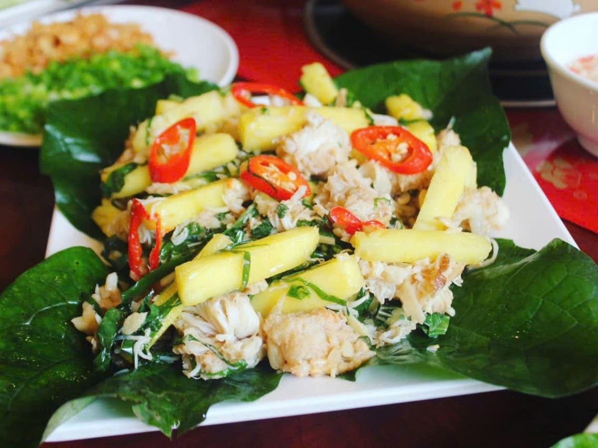 Nhà hàng sam biển Dũng Hoa đã trở thành cái tên quen thuộc với những ai muốn thưởng thức sam biển Quảng Ninh chính gốc.