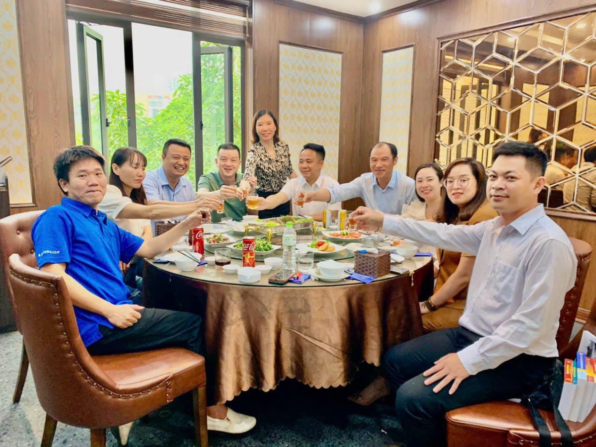 Thưởng thức nhiều đặc sản hấp dẫn của Quảng Ninh