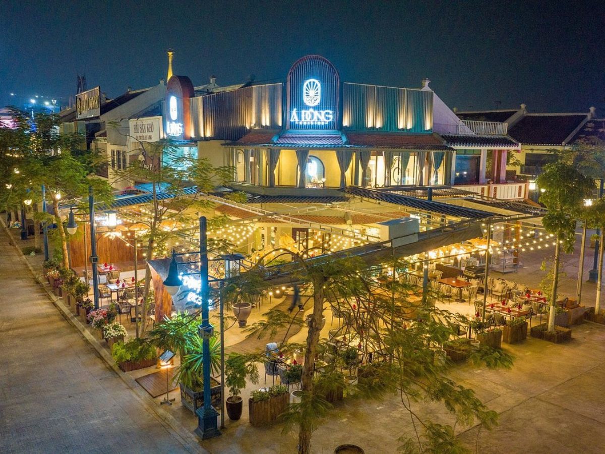 Một bữa tối nhẹ nhàng, ấm áp tại Á Đông sẽ không khiến du khách thất vọng.