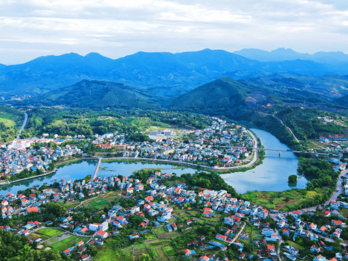 Tiên Yên: Một miền trầm tích văn hoá.