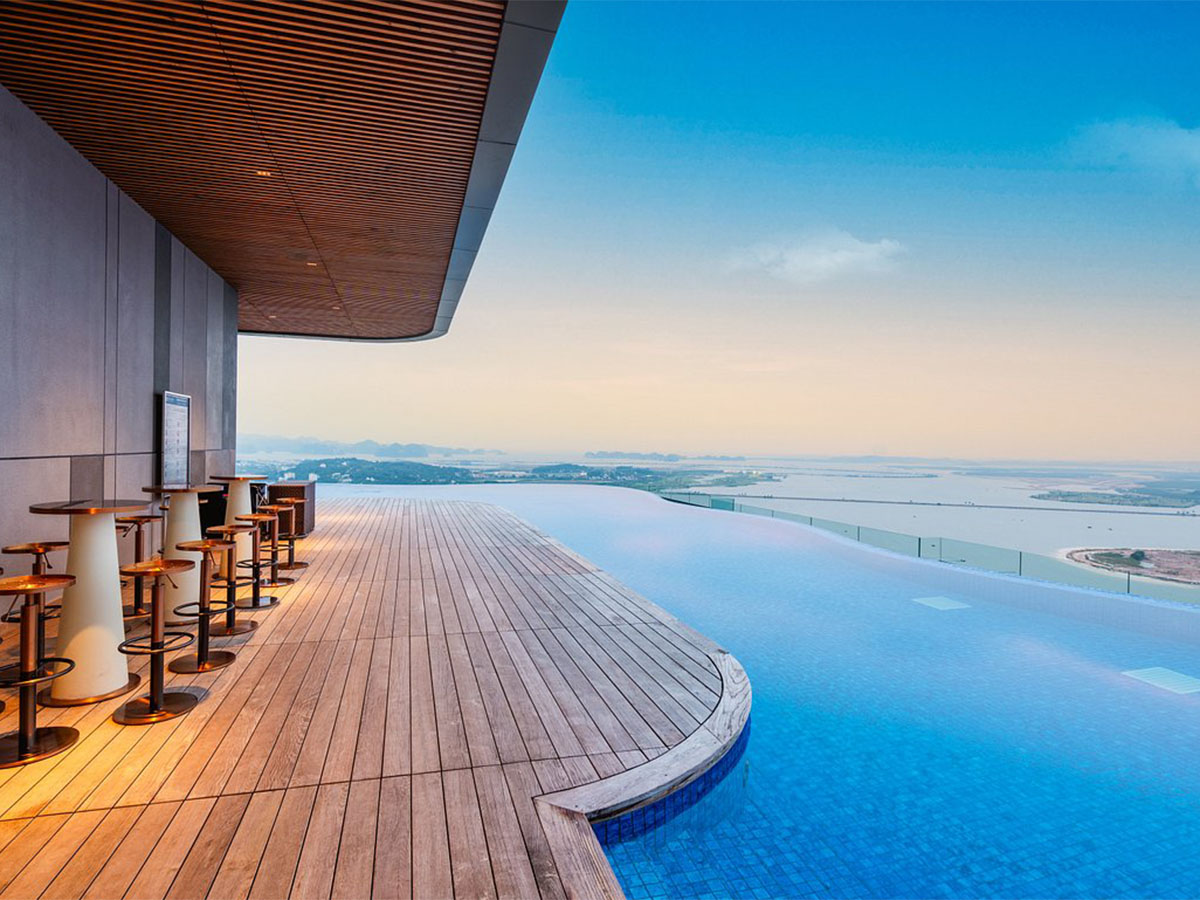 Top khách sạn Quảng Ninh nổi bật nhất 2025