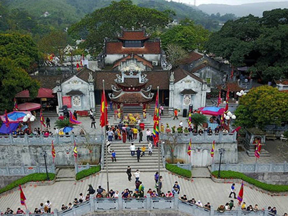 Tổng quan về Cửa Ông Quảng Ninh. 