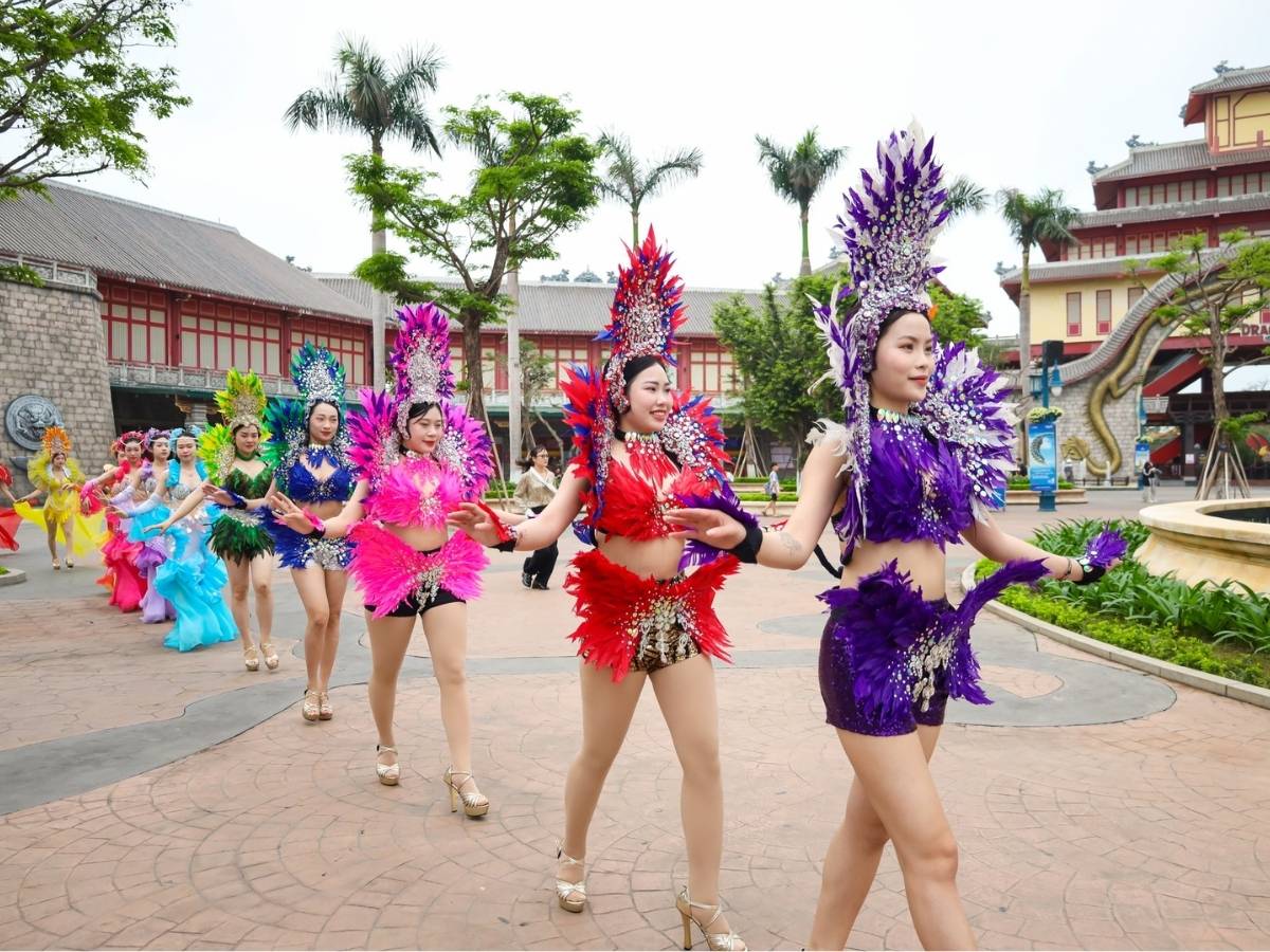 Nếu có thêm thời gian, hoàn toàn có thể kết hợp tham quan Sun World Ha Long hoặc khám phá các điểm đến khác trong khu vực Vân Đồn.&nbsp;