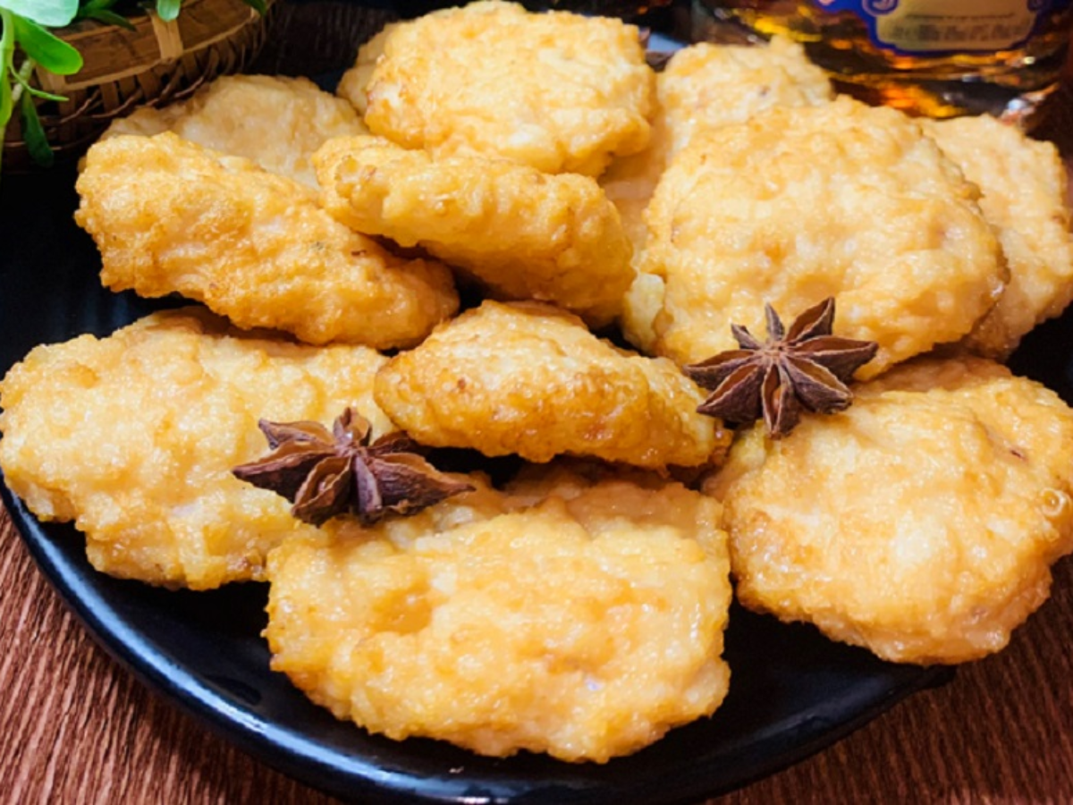 Mực khô Hạ Long là món quà lưu niệm phổ biến, dễ bảo quản và mang đậm vị biển. (Nguồn: Sưu tầm)