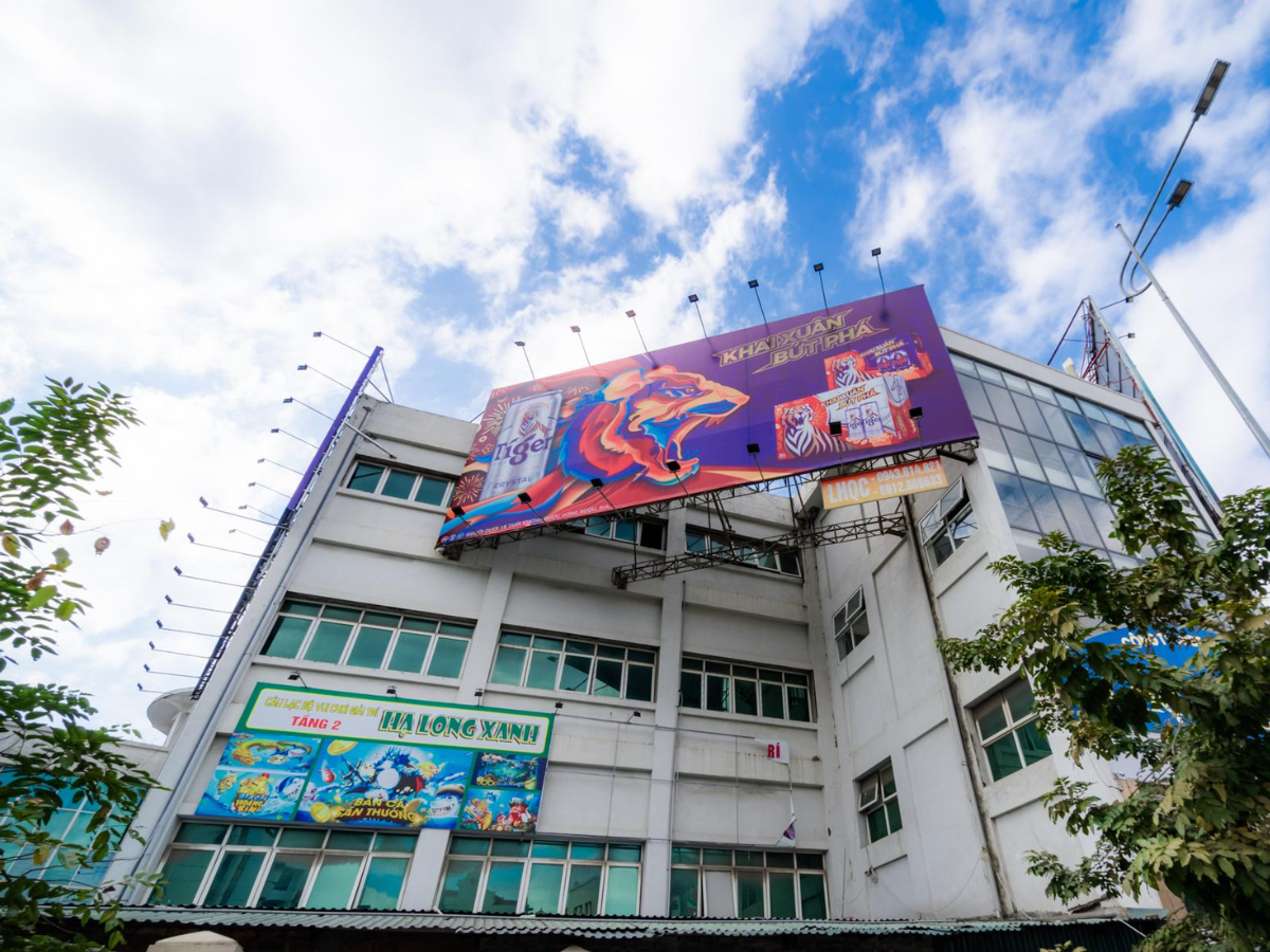 Chợ Hạ Long 2 trên đường Trần Hưng Đạo được nhiều người địa phương tin dùng. (Nguồn: Sưu tầm)&nbsp;