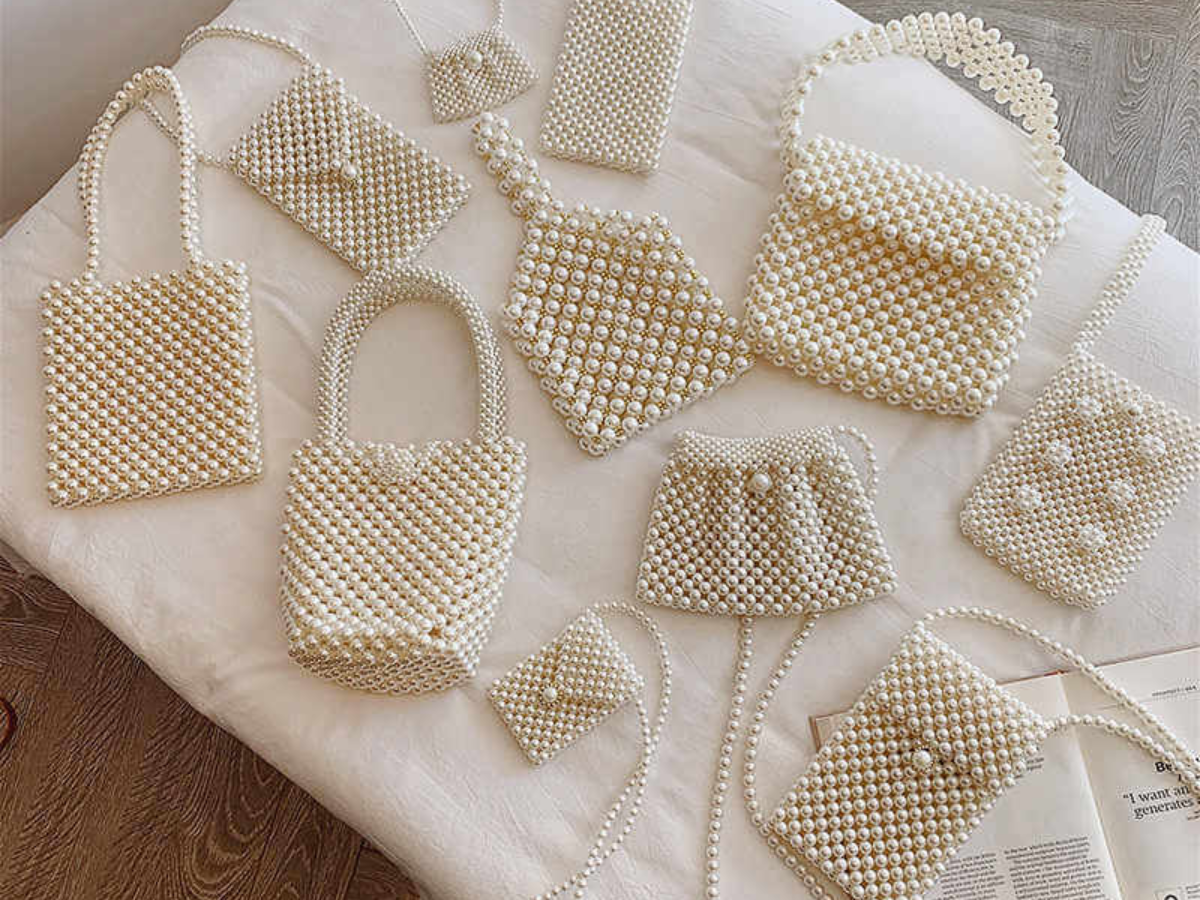 Trang sức và đồ trang trí ngọc trai Hạ Long thể hiện vẻ đẹp sang trọng, tinh tế. (Nguồn: Sưu tầm)&nbsp;