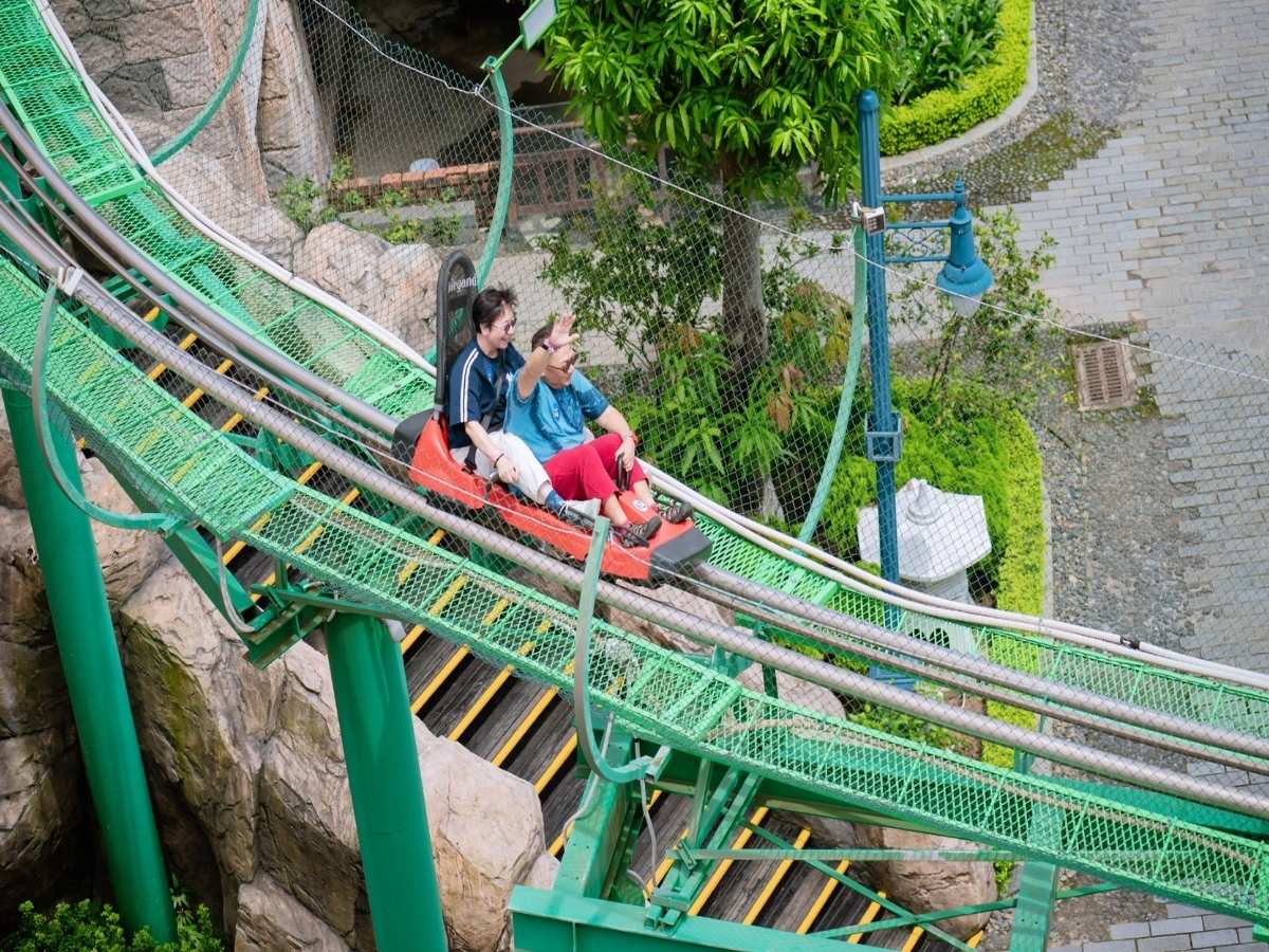 Hình thức mua vé Sun World tại quầy sẽ phù hợp trong những trường hợp du khách đi tự phát, chưa có kế hoạch cụ thể từ trước.