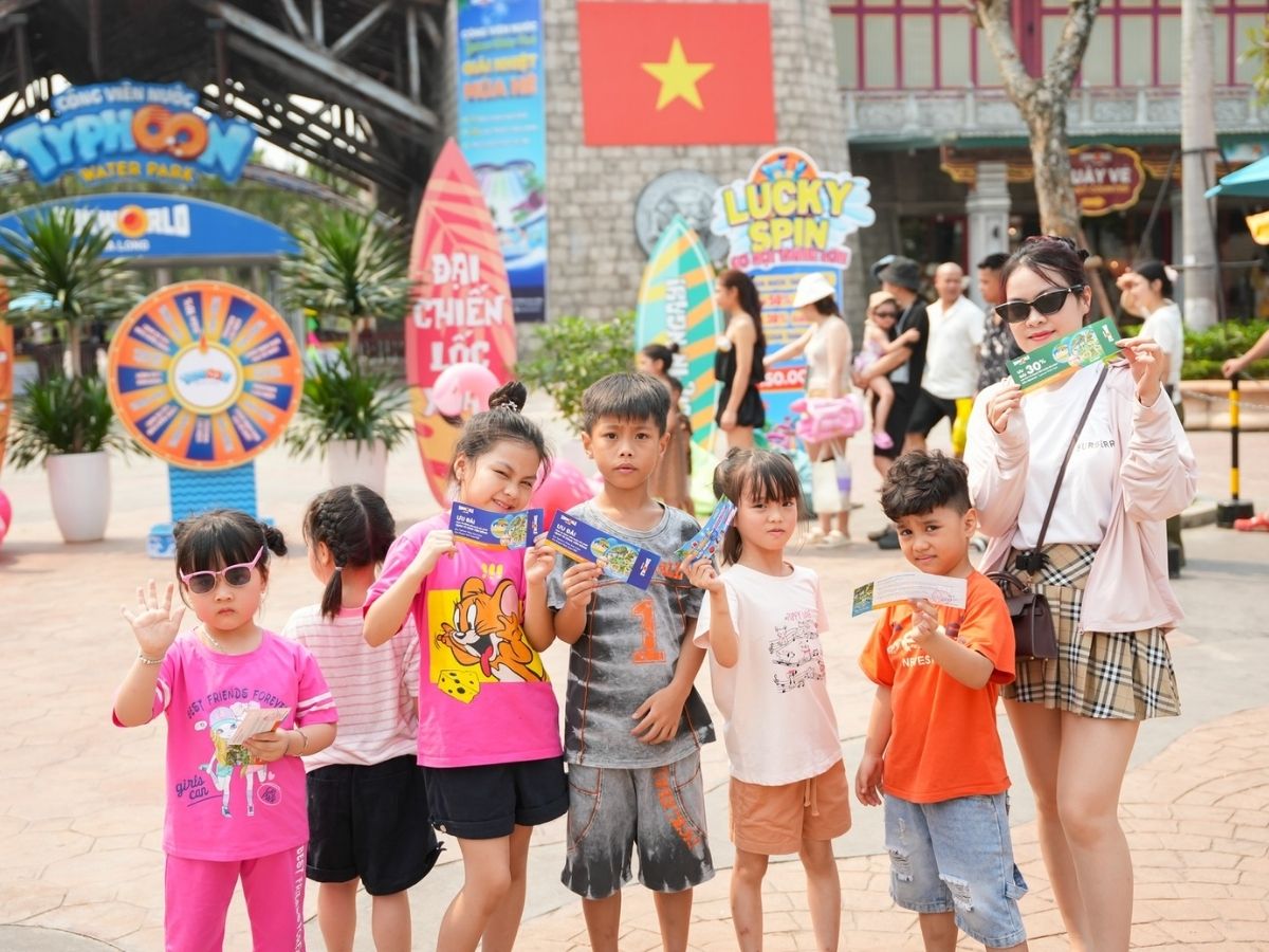 Tùy vào từng nhóm khách, cách phân bổ thời gian tại công viên Lốc Xoáy cũng nên linh hoạt để tối ưu trải nghiệm.